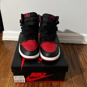SOLDD JORDAN 1 HIGH TOP BRED BANNED
